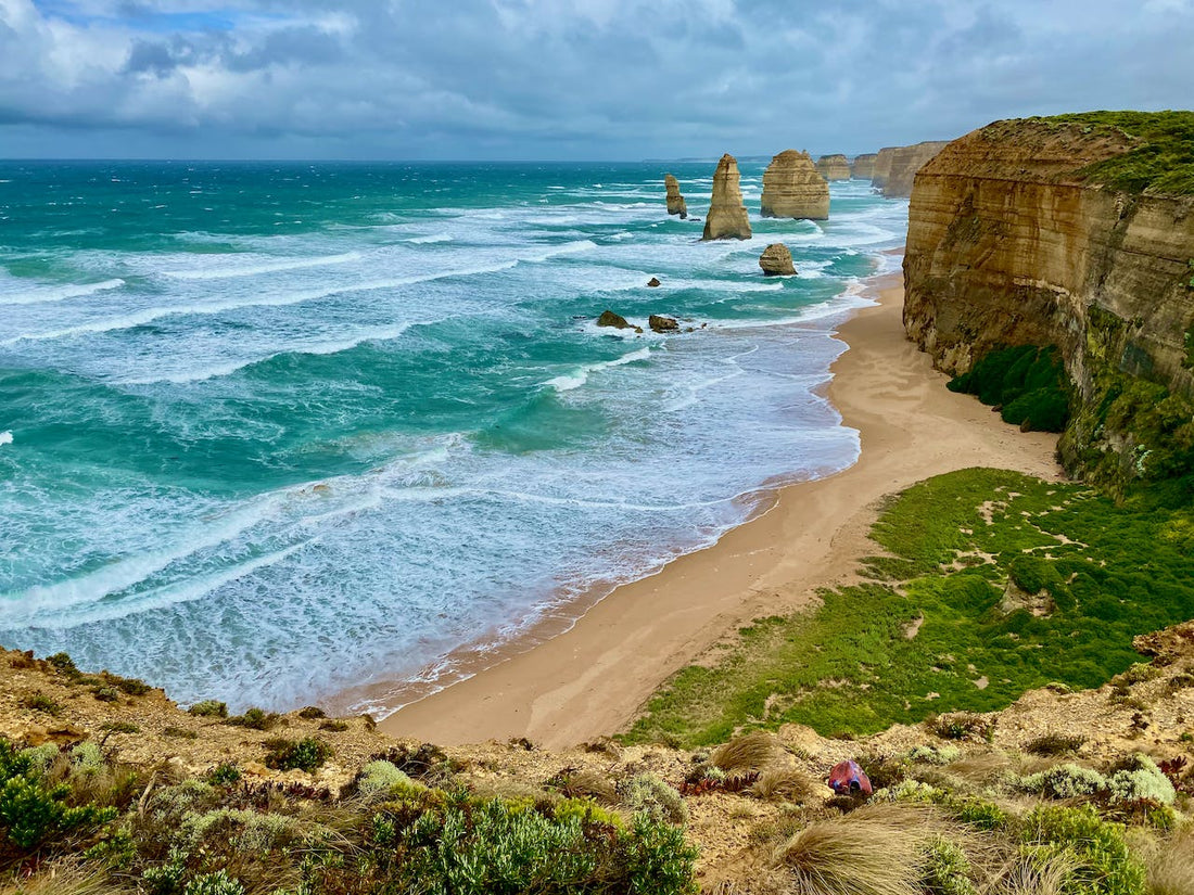 Echoes of Surf and Stone: Uncovering the Great Ocean Road's Timeless Allure